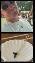 Load image into Gallery viewer, Shark tooth necklace